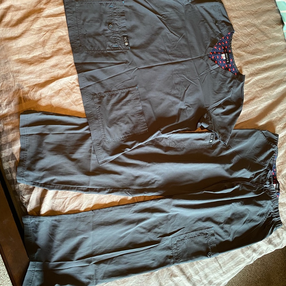 Koi Basics | TWO Scrub Sets | Size: Medium | Gray